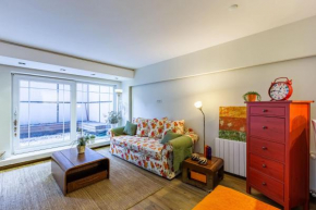 Stylish Apartment with Backyard near Metro Station and Shopping Malls in Besiktas